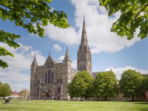 salisbury cathedral services online